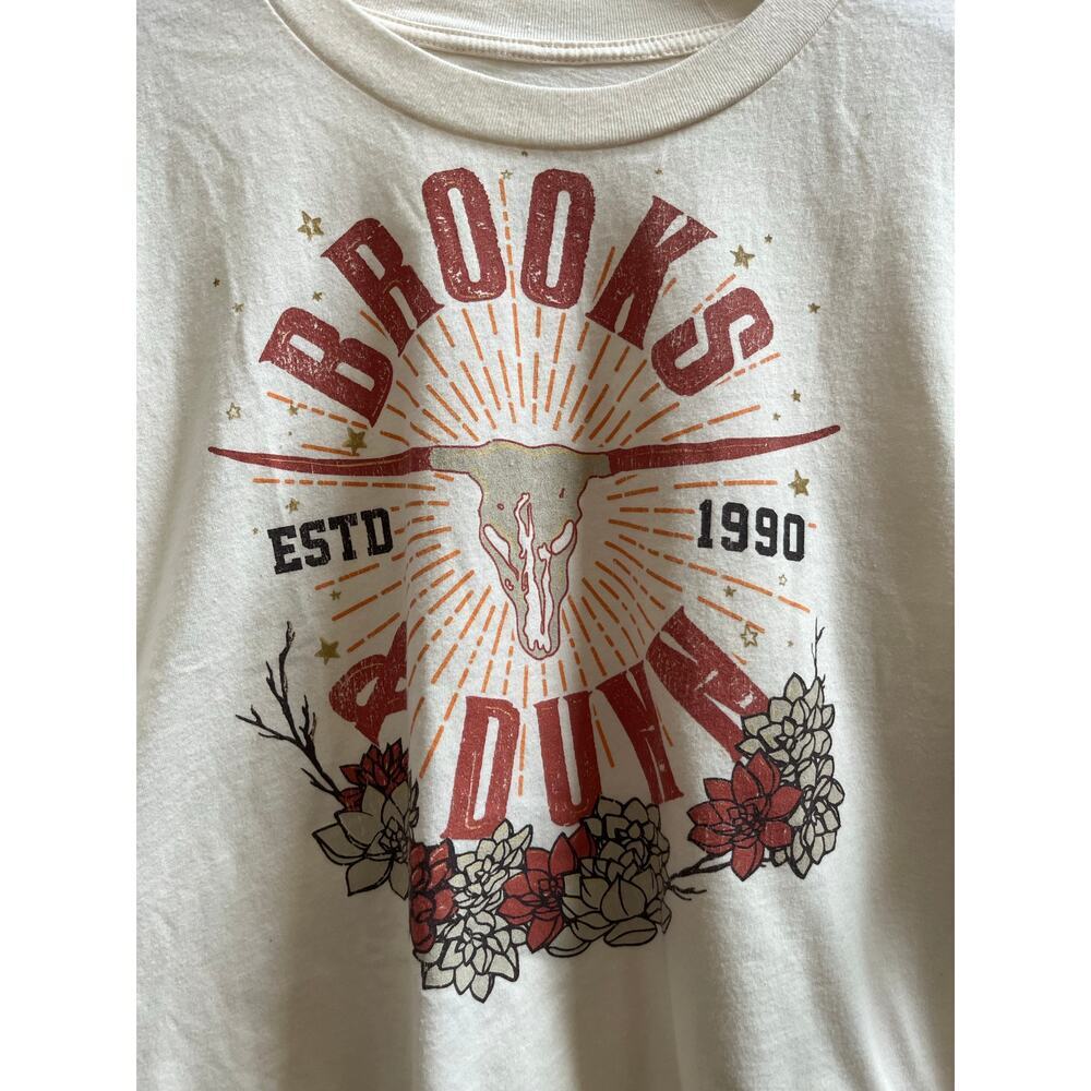 Brooks & Dunn Women’s Skull Flower Graphic Boxy Crop Tee Shirt Medium Country - Picture 3 of 8